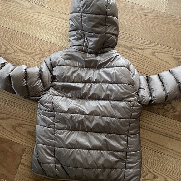 Aritzia - T&A puff jacket woman’s medium - Picture 5 of 8